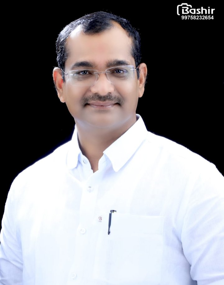 *आवताडे शुगरचीही ऊस दरातील स्पर्धेत उडी* *पहिला हप्ता २७११ रुपये देणार असल्याचे चेअरमन संजय आवताडे यांचेकडून जाहीर*