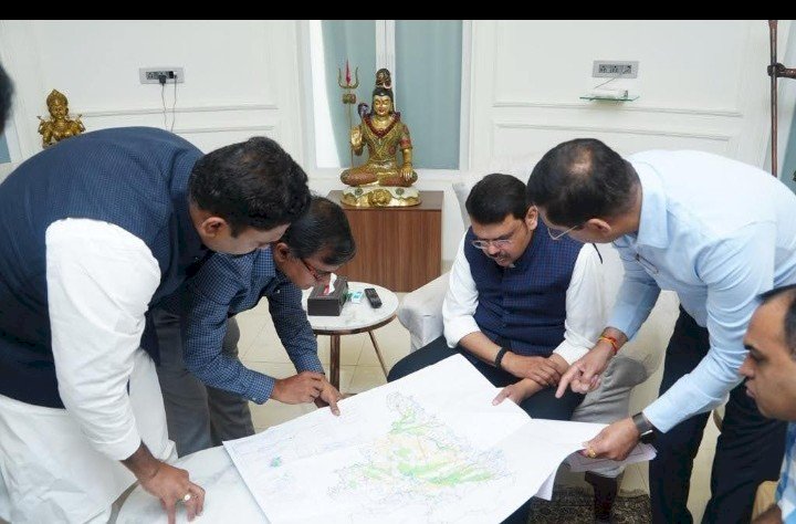 *कृष्णा-नीरा पाणी वळविण्याच्या महत्त्वाकांक्षी योजनेस प्रशासकीय मान्यता*  *माजी खासदार रणजितसिंह नाईक-निंबाळकर यांची माहिती*  *मुख्यमंत्री मा. देवेंद्रजी फडणवीस यांच्या वाढदिवसानिमित्त दुष्काळग्रस्त भागासाठी मोठी भेट!*