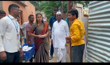 *भीमा नदीपात्रातील वाढत्या पाणीपातळीमुळे स्थलांतरित नागरिकांसाठी भोजनाची व्यवस्था*  *नगराध्यक्ष डॉ. प्रणिती भालके यांनी प्रत्यक्ष भेटून दिलासा देण्याचे कार्य सुरूच*